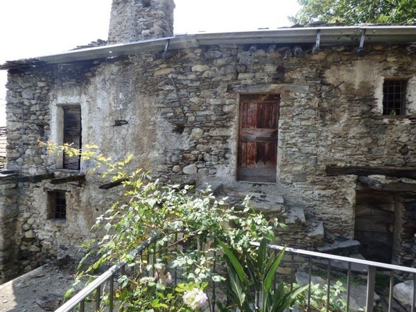 appartamento in vendita a Sorico in zona Bugiallo