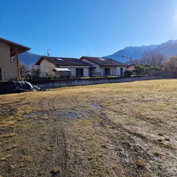 terreno agricolo in vendita a Sorico