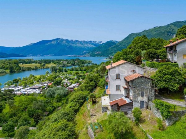 casa indipendente in vendita a Sorico in zona Bugiallo