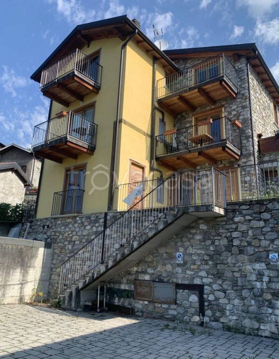 appartamento in vendita a Sorico in zona Bugiallo