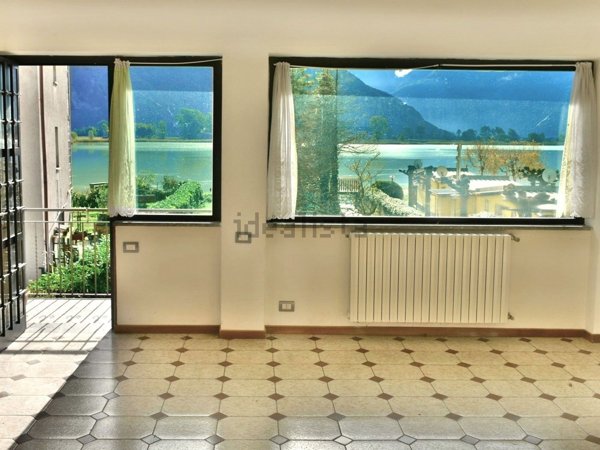 pentavano in vendita a Sorico