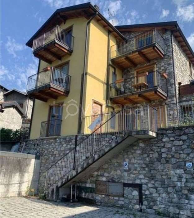 appartamento in vendita a Sorico in zona Bugiallo