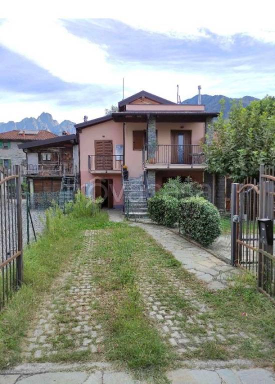 appartamento in vendita a Sorico