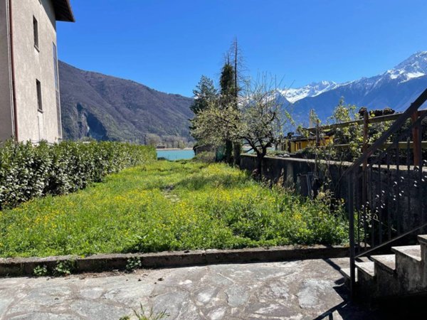 casa indipendente in vendita a Sorico in zona Dascio