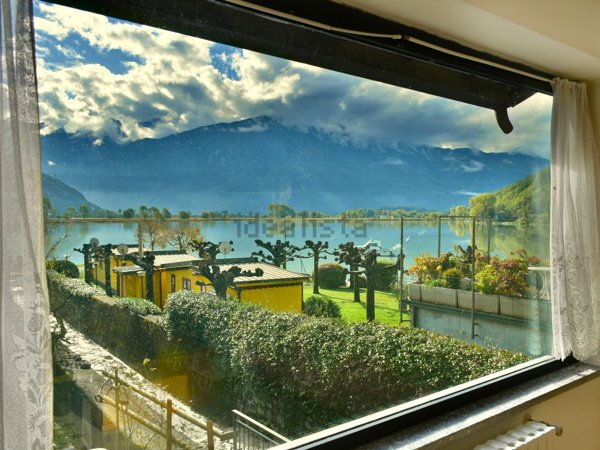 casa indipendente in vendita a Sorico