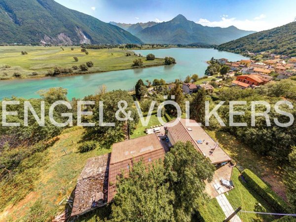 casa indipendente in vendita a Sorico in zona Dascio