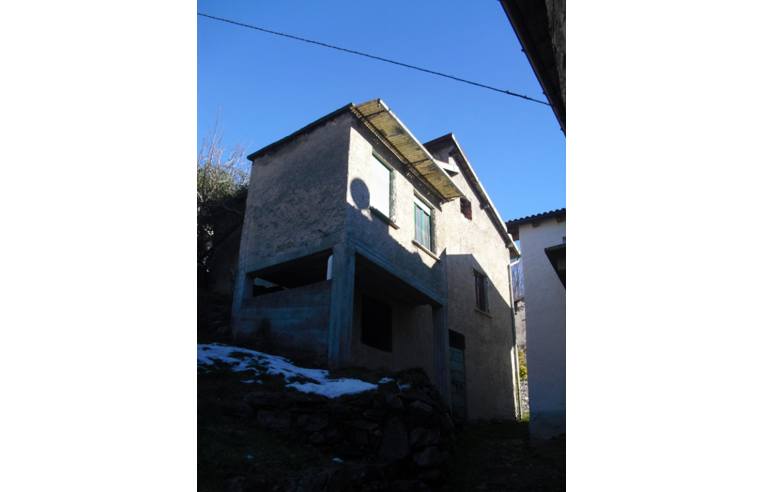 casa indipendente in vendita a Sorico