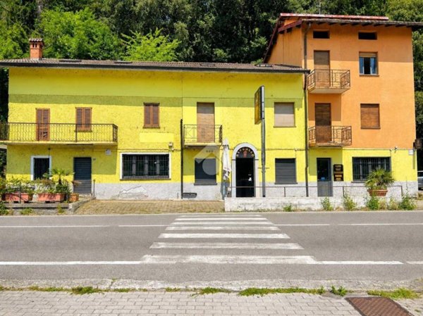 casa indipendente in vendita a Sorico
