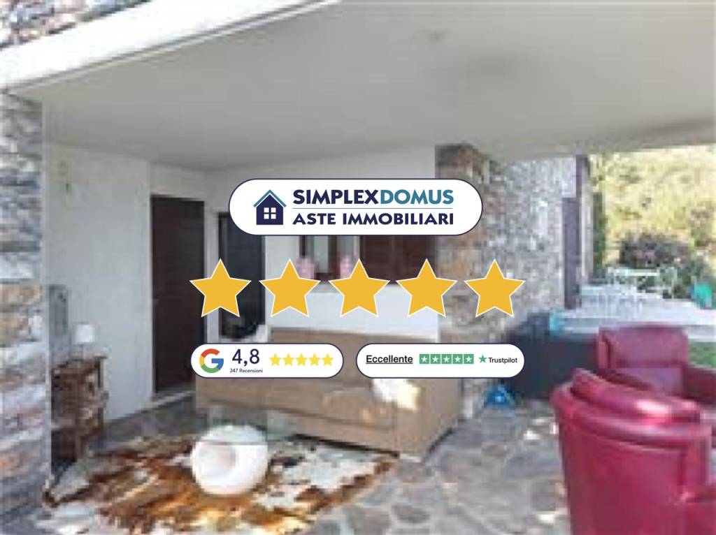 casa indipendente in vendita a Sorico in zona Albonico