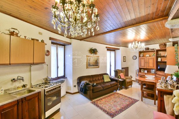 appartamento in vendita a Sormano