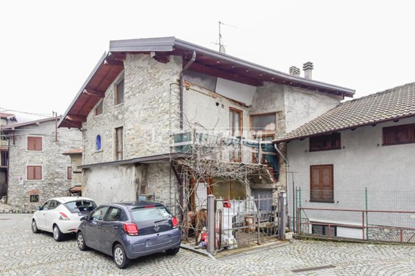 appartamento in vendita a Sormano