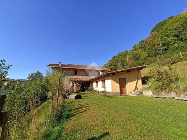 appartamento in vendita a Sormano