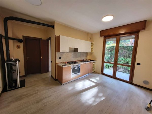 appartamento in vendita a Sormano