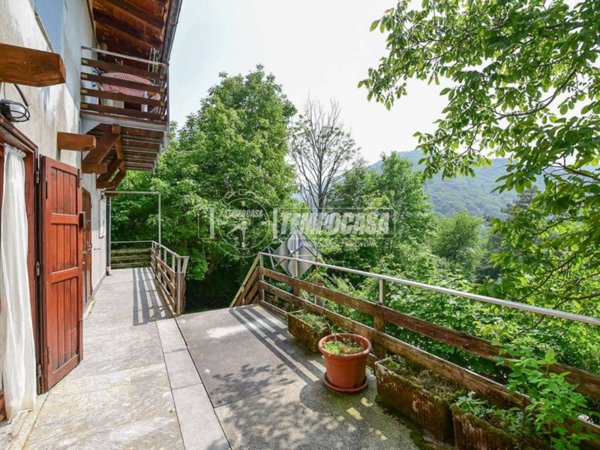 appartamento in vendita a Sormano