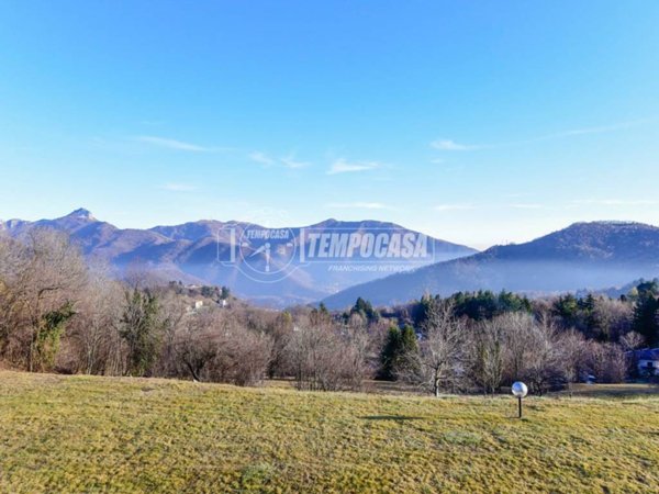 appartamento in vendita a Sormano