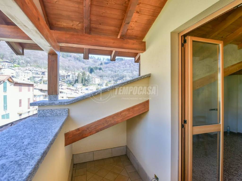 appartamento in vendita a Sormano