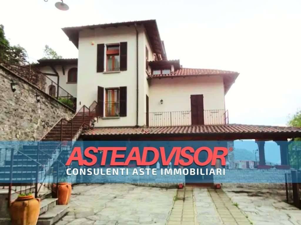 casa indipendente in vendita a Sormano