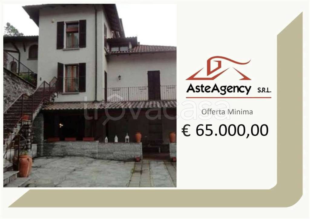 casa indipendente in vendita a Sormano