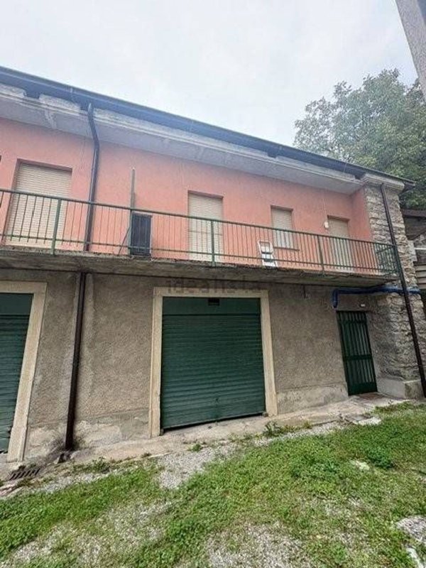 appartamento in vendita a Sormano