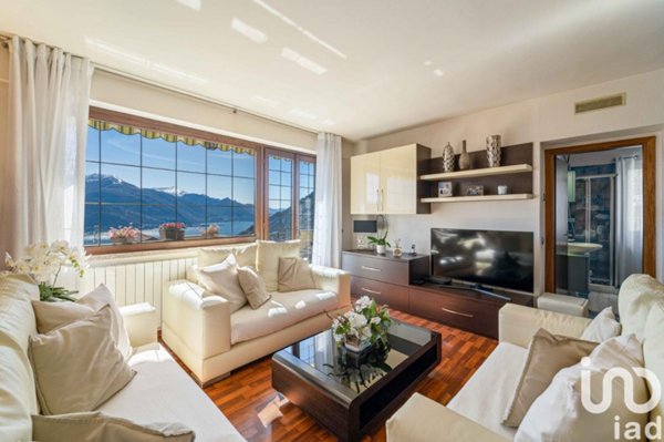 casa indipendente in vendita a Stazzona