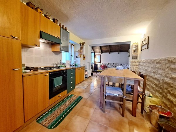 casa indipendente in vendita a Stazzona in zona Selva