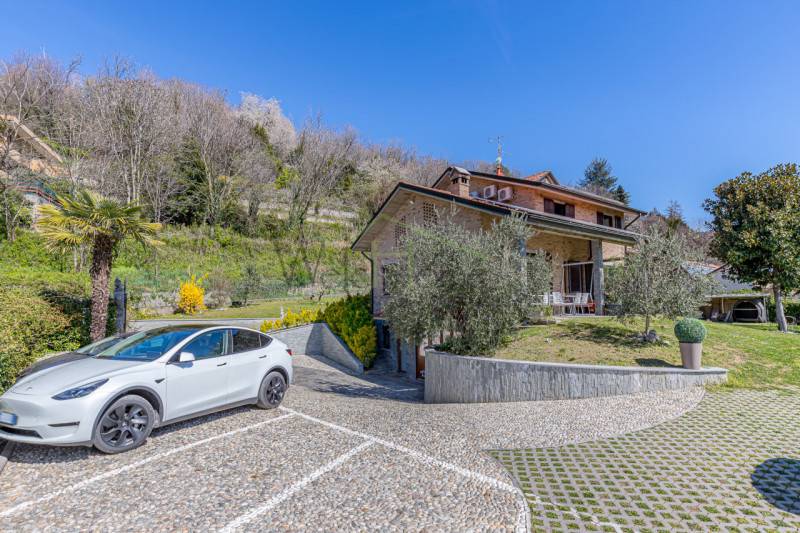 casa indipendente in vendita a Tavernerio