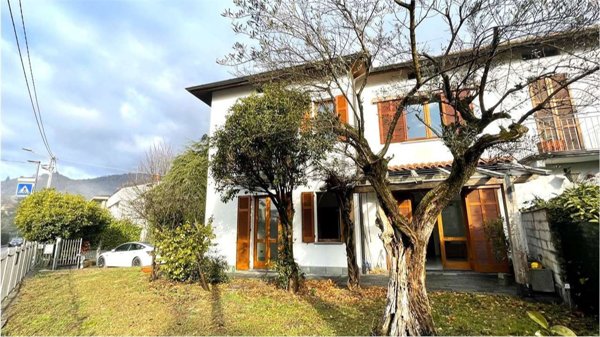 casa indipendente in vendita a Tavernerio