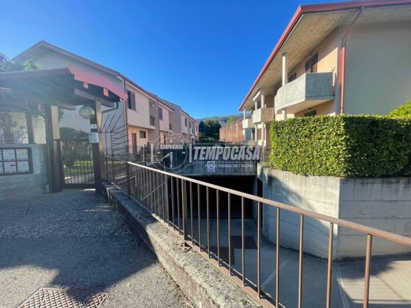 casa indipendente in vendita a Tavernerio in zona Urago