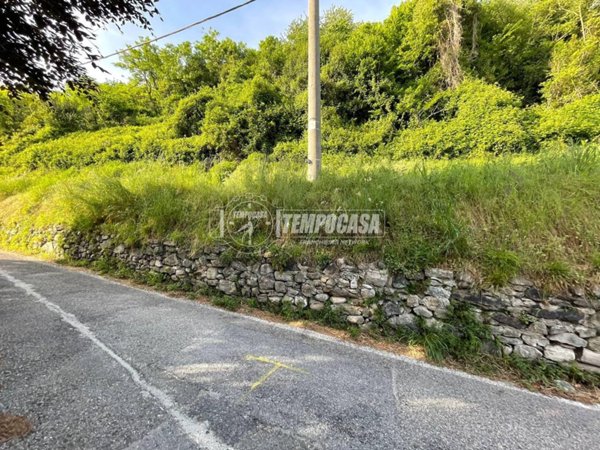 terreno edificabile in vendita a Tavernerio in zona Ponzate