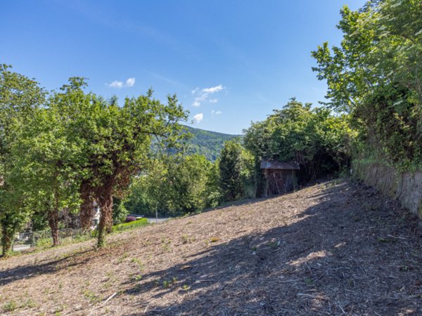 terreno edificabile in vendita a Tavernerio in zona Urago