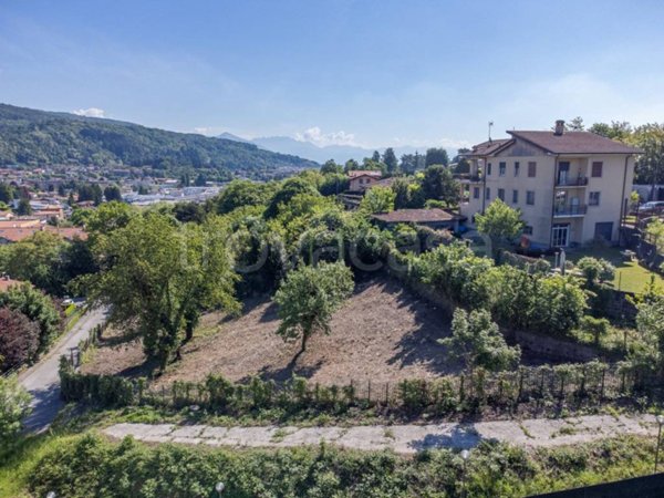 terreno edificabile in vendita a Tavernerio in zona Urago