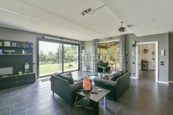 casa indipendente in vendita a Tavernerio