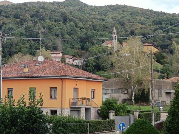 casa indipendente in vendita a Tavernerio