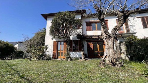 casa indipendente in vendita a Tavernerio
