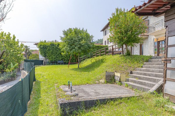 casa indipendente in vendita a Tavernerio in zona Ponzate