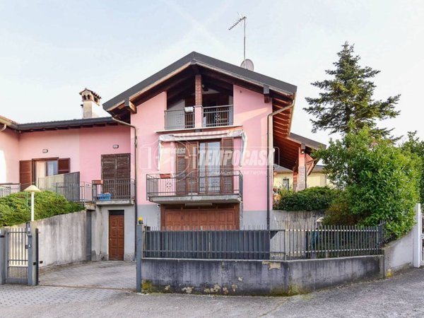 casa indipendente in vendita a Tavernerio