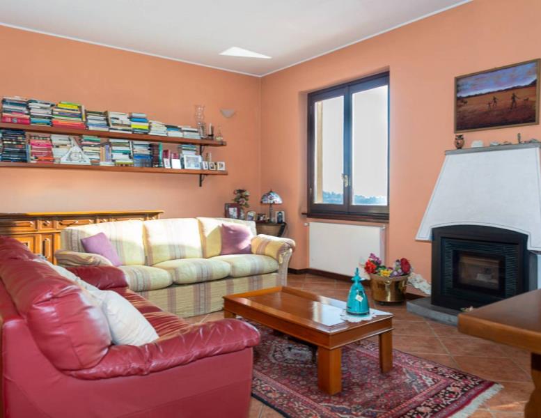 casa indipendente in vendita a Tavernerio