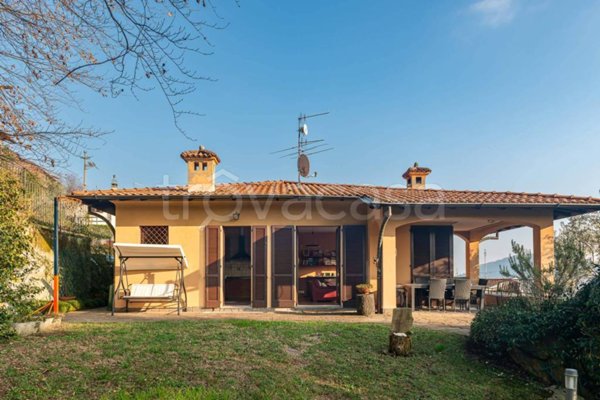 casa indipendente in vendita a Tavernerio