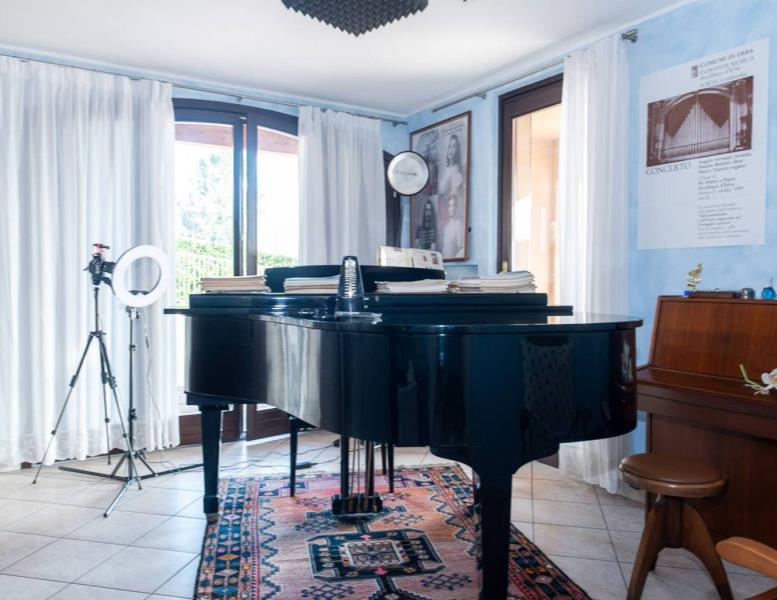 casa indipendente in vendita a Tavernerio in zona Ponzate