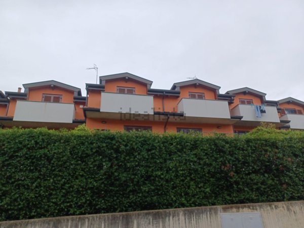 casa indipendente in vendita a Tavernerio