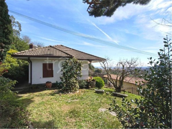 casa indipendente in vendita a Tavernerio