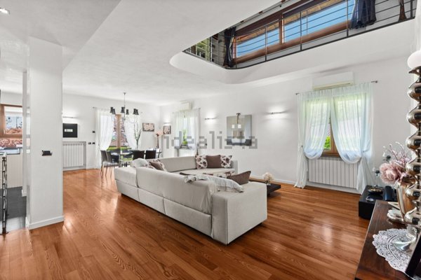 casa indipendente in vendita a Tavernerio