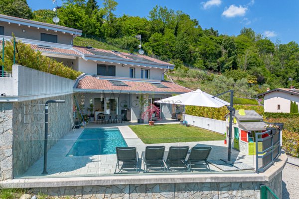 casa indipendente in vendita a Tavernerio in zona Rovascio