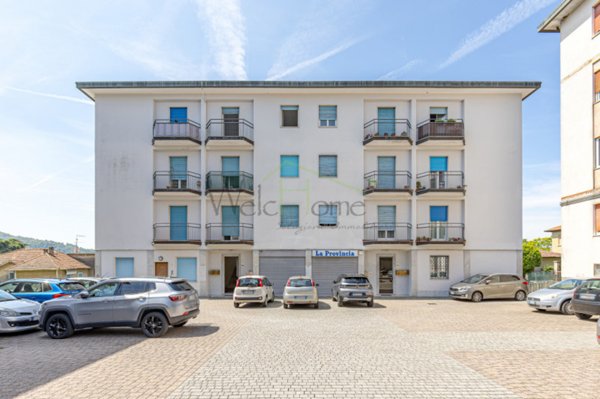 appartamento in vendita a Tavernerio in zona Rovascio