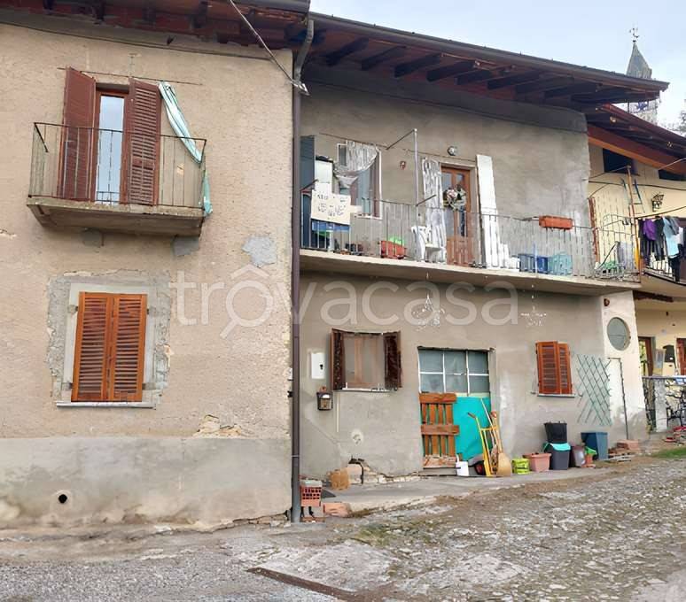 appartamento in vendita a Tavernerio in zona Urago