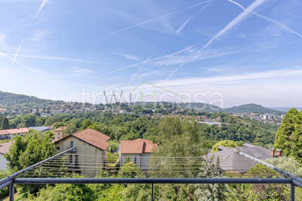 appartamento in vendita a Tavernerio in zona Rovascio