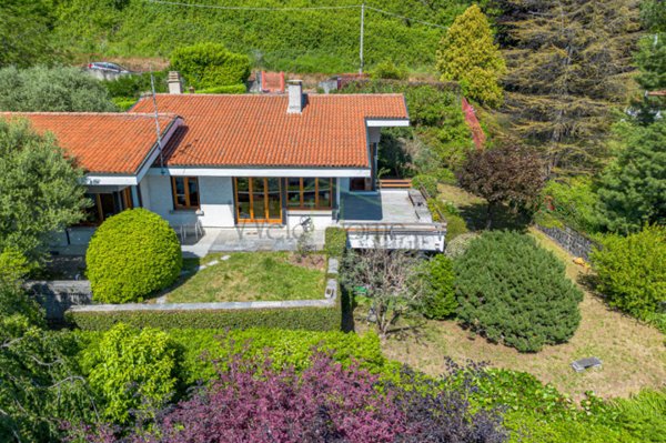 casa indipendente in vendita a Tavernerio in zona Rovascio
