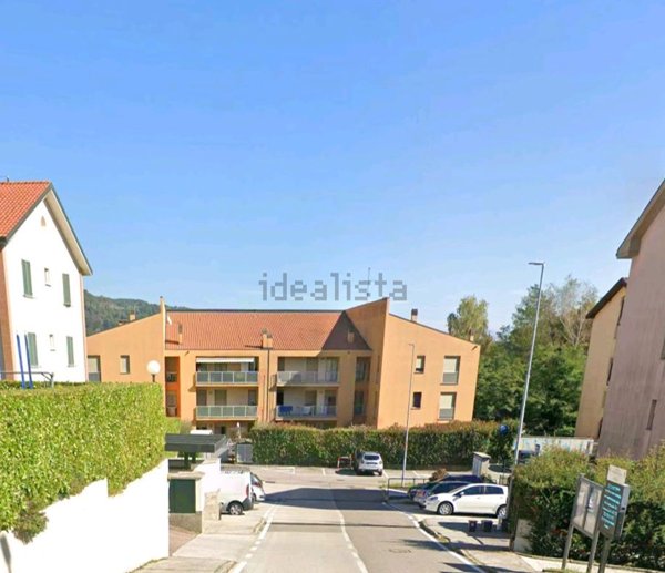 appartamento in vendita a Tavernerio in zona Urago