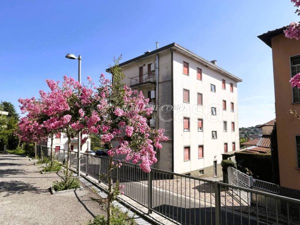 appartamento in vendita a Tavernerio in zona Rovascio