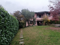 casa indipendente in vendita a Tavernerio